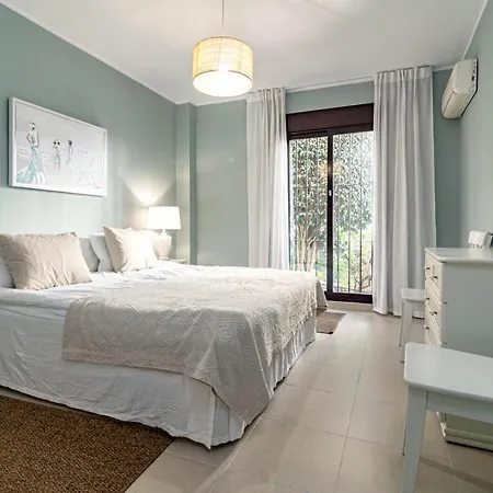 Apartment Amazing 2-bedroom Retreat In Nueva Andalucia, Steps From Centro Plaza